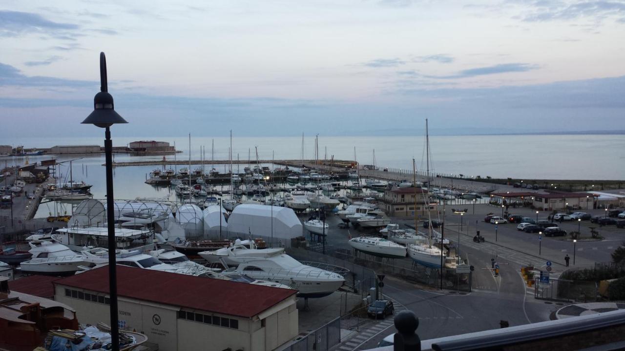 Residenza Lumiere Villa Termoli Exterior foto